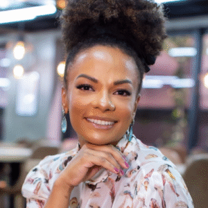 Adriana Alves - Palestrante - DMT Palestras