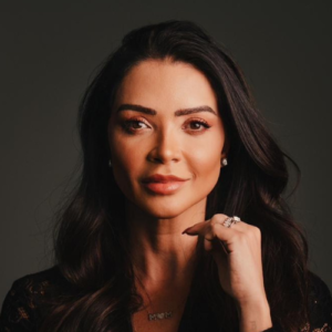 Fabi Lopes - Palestrante DMT Palestras